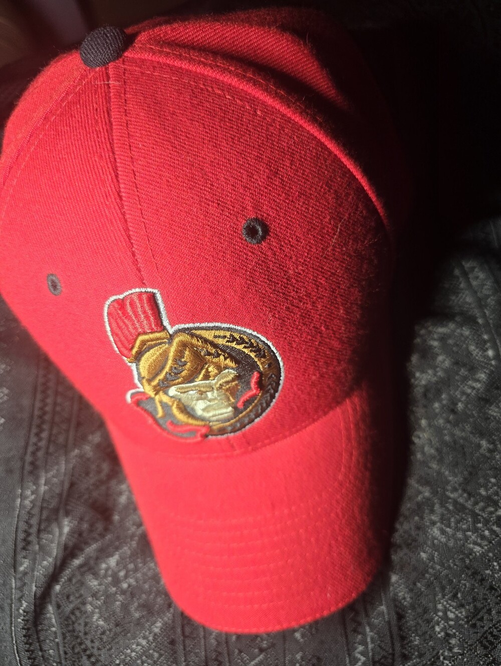 Ottawa Senators Official "ZEPHYR THE HAT"